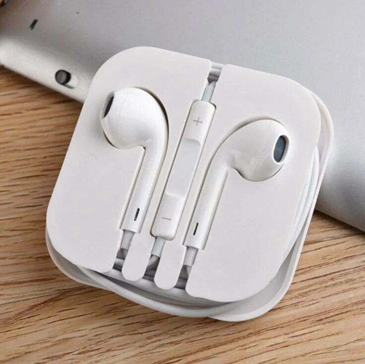 Наушники apple проводные 3. Iphone naushniki original. Наушники от айфона. Apple earpods with 3. Наушники apple earpods (3.
