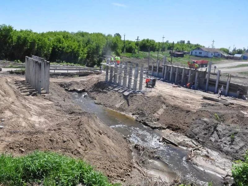 Погода осколково алтайский край. Осколково Алтайский край. Толстая Дуброва Алейский район. Речка Порозиха Алтайский край. Промышленного парка «Осколково».