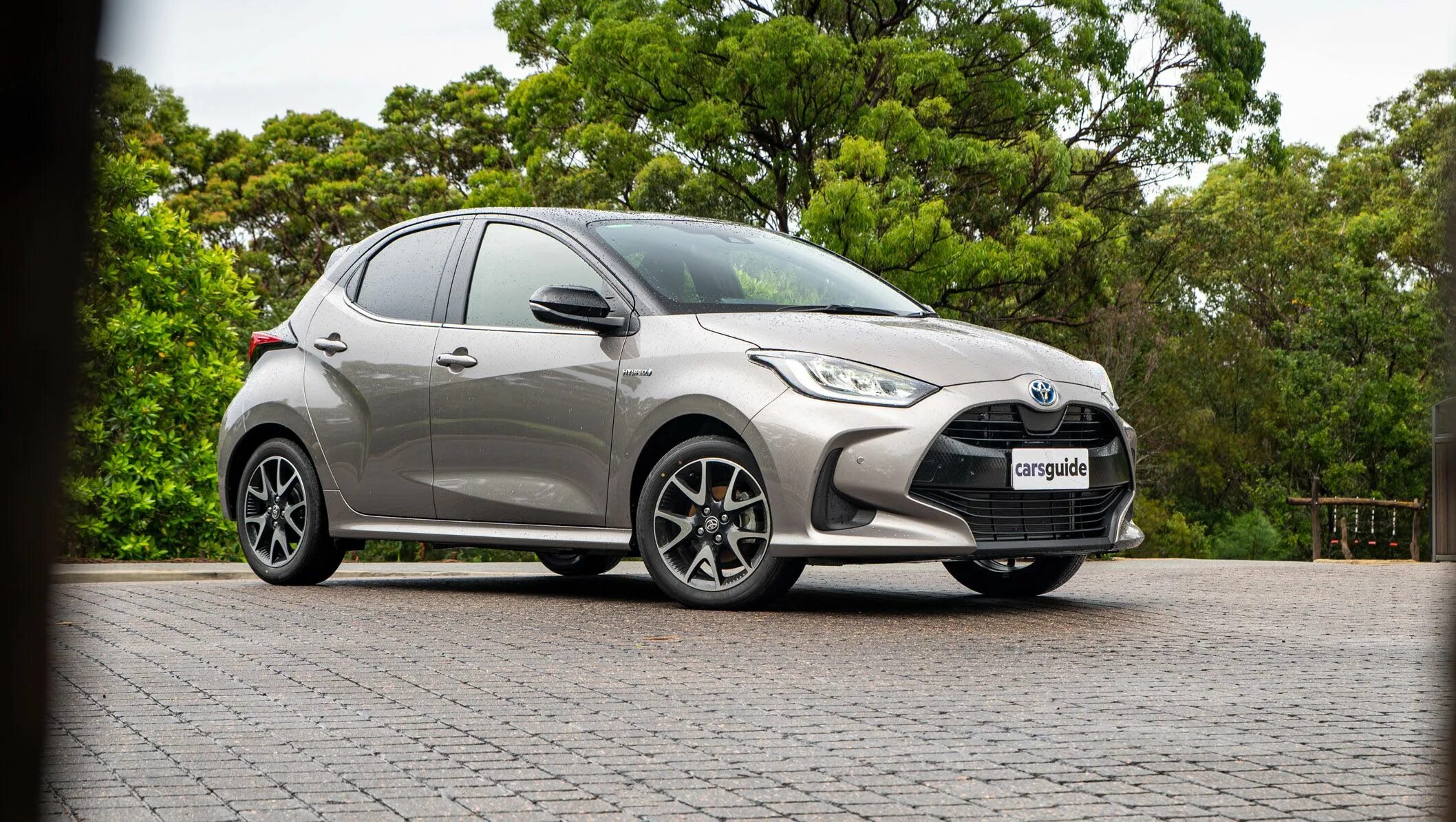 Тойота ярис 2022 седан. Toyota yaris 2021. Тойота ярис 2023. Toyota yaris (xp210). Новая тойота ярис 2022.