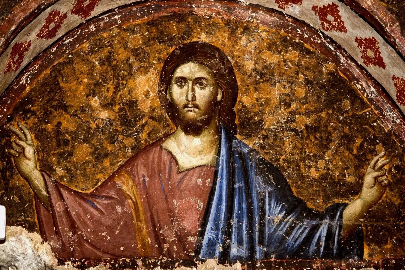 Христос пантократор дионисий. Икона христа спасителя зинон. Распятие христа икона фреска. Фреска распятие христа сербский монастырь. Христос пантократор фреска.