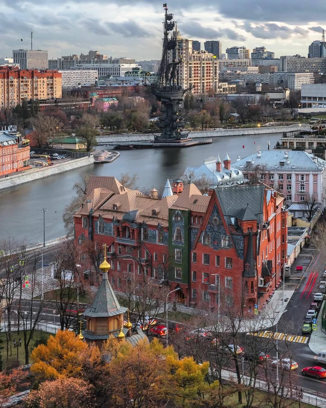 Москва фотогеничная. Красивые места в Москве. Архитектура Москвы. Москва красиво. Красивая архитектура Москвы.