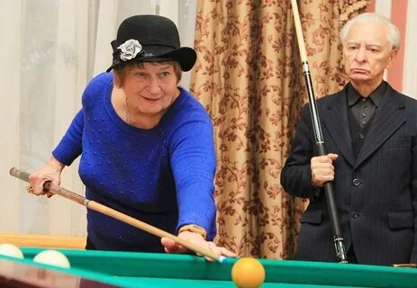 Где провести пенсионеру досуг