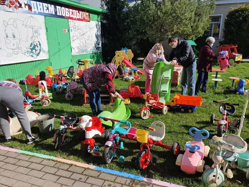 Сдр тула слушать. Тульский областной специализированный дом ребенка 1. ГУЗ "Тульский областной специализированный дом ребенка №1 директор. Субботник в Дубенском районе Тульской области 30 апреля 2022 фото. Картинка сделаем планету чище на субботник Тула.