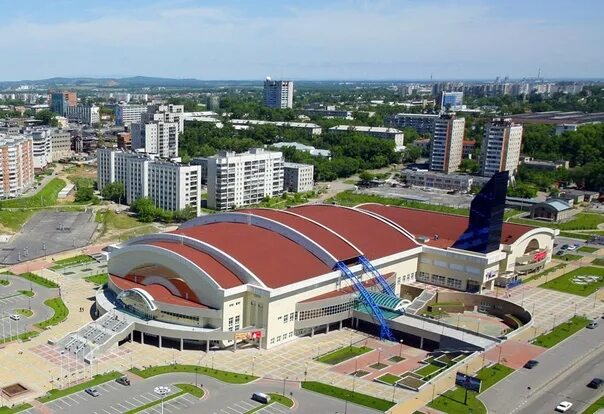 Фонтанный комплекс перед СЗК "Платинум Арена" Хабаровск