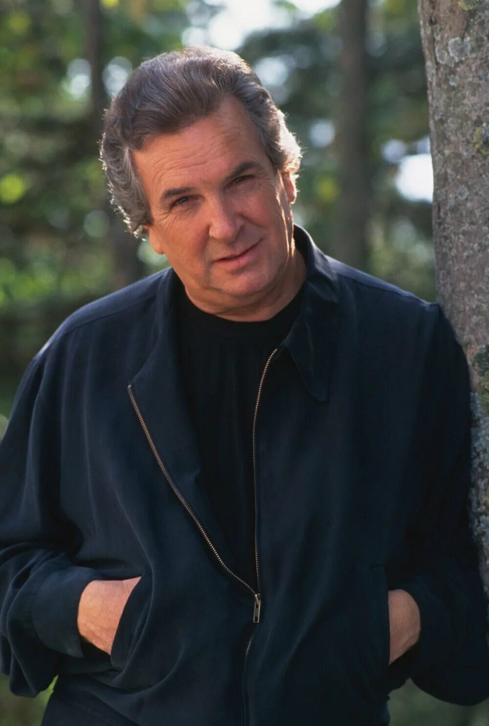 Рутгер хауэр бэтмен начало. Соколиный глаз (клинт бартон). Соколиный глаз (клинт бартон). Актер ястреб. Леди-ястреб (1985).