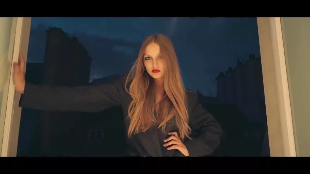 L b one tired bones feat. Laenz. лаенз певица. tired bones l.b one feat laenz. laenz певица биография.