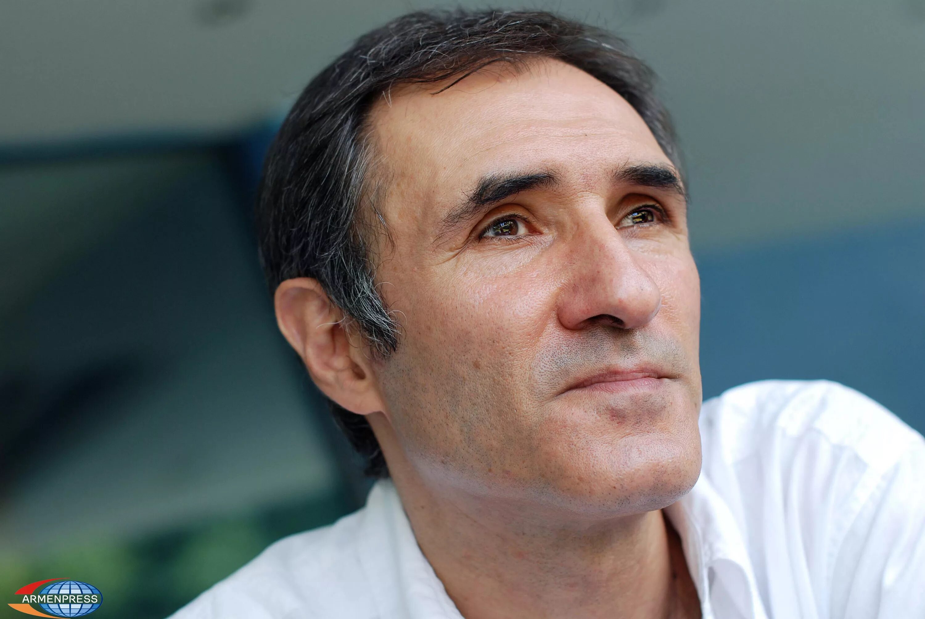 Армянин озвучивает юлию высоцкую. Армянин озвучивает юлию высоцкую. Браслет как у юлии высоцкой. Aylmolorakayinner. Армянин озвучивает юлию высоцкую.