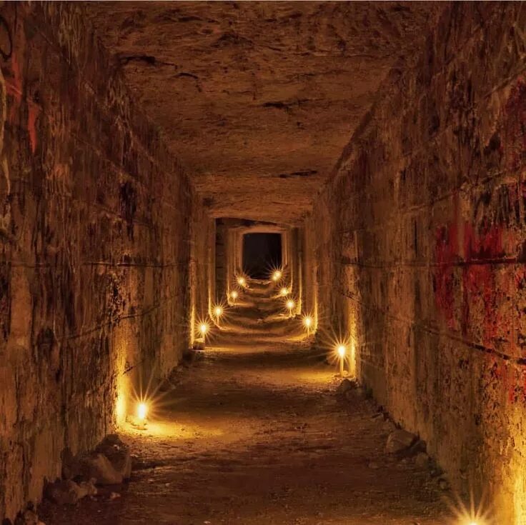 The catacombs of solaris revisited. Подземные катакомбы Парижа. Катакомбы Святого Себастьяна. Катакомбы Парижа (Catacombs of Paris), Франция.