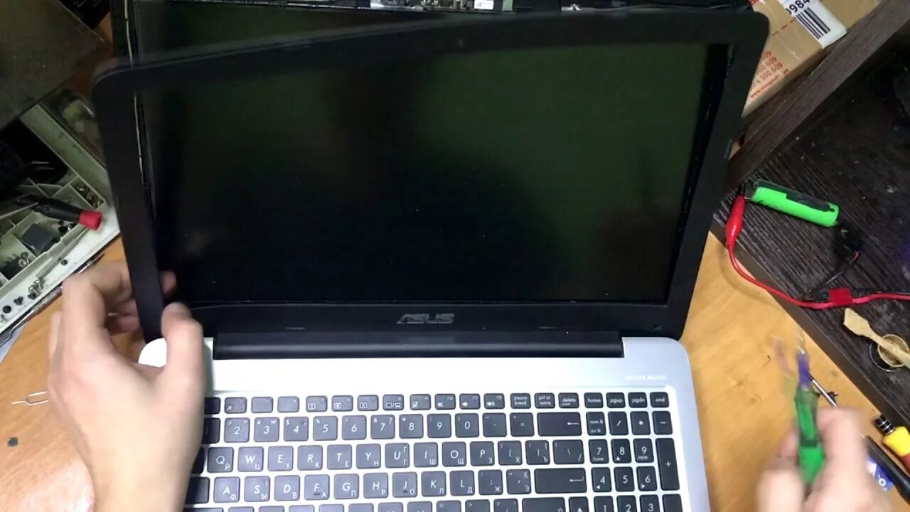 Замена матрицы асус. ASUS x751l матрица. Матрица для ноутбука ASUS x555l. ASUS x552c матрица. Матрица для ноутбука ASUS x541u.