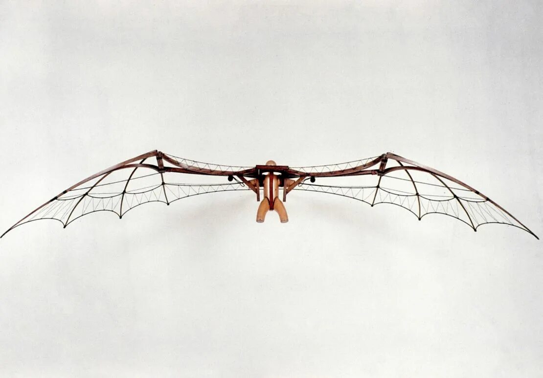 Ангельские крылья. Летающий человек. Летательный аппарат леонардо да винчи. Крылья для полёта человека. Человек с крыльями.