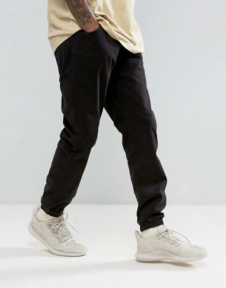 Jogger fit. Slim jogger bershka. bershka брюки джоггеры. джоггеры бершка мужские. джоггеры бершка мужские черные.