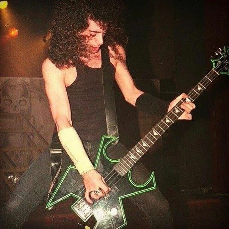 Д д верни. Overkill 1989. d.d. verni. д д верни overkill. overkill &quot;i hear black&quot;.