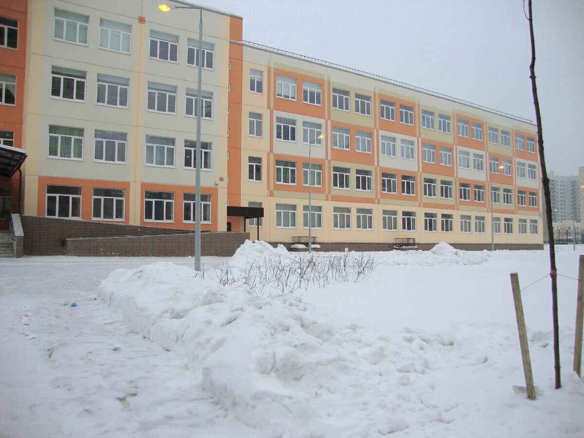 365 школа фрунзенского района официальный сайт. 471 школа выборгского района. Школа 471 санкт петербург. Школа 471 санкт петербург. Школа 471 спб.