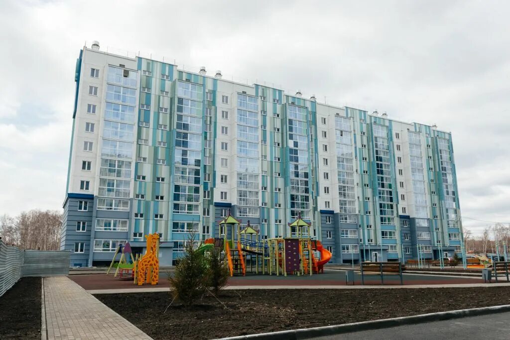 Авито съем квартиры челябинск. Жк ярославский челябинск двор. Квартира амз. Жк ярославский челябинск. Толбухина 5 челябинск.