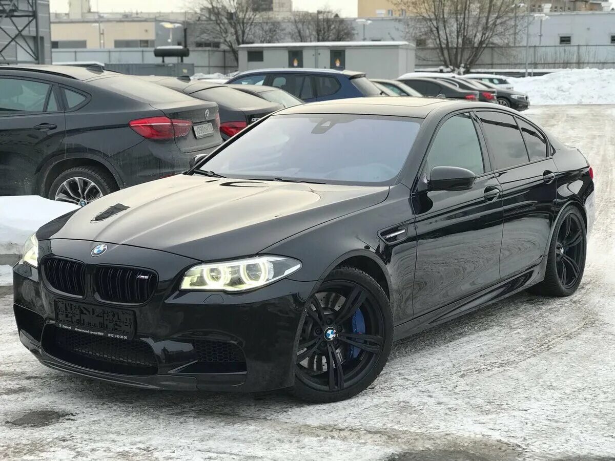 BMW m5 f10. БМВ m5 f10 черный. БМВ м5 ф10 черная. BMW f10 черная. Матовая м5