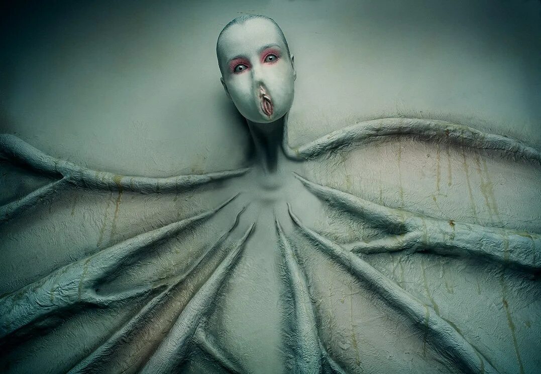 Странные иные. Andrey kezzyn. странные рисунки.
