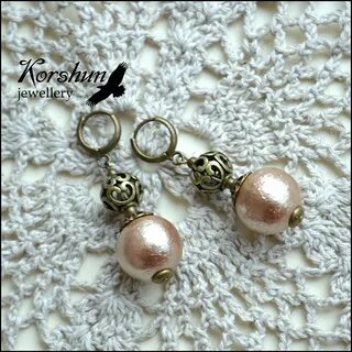 Rococo pearl