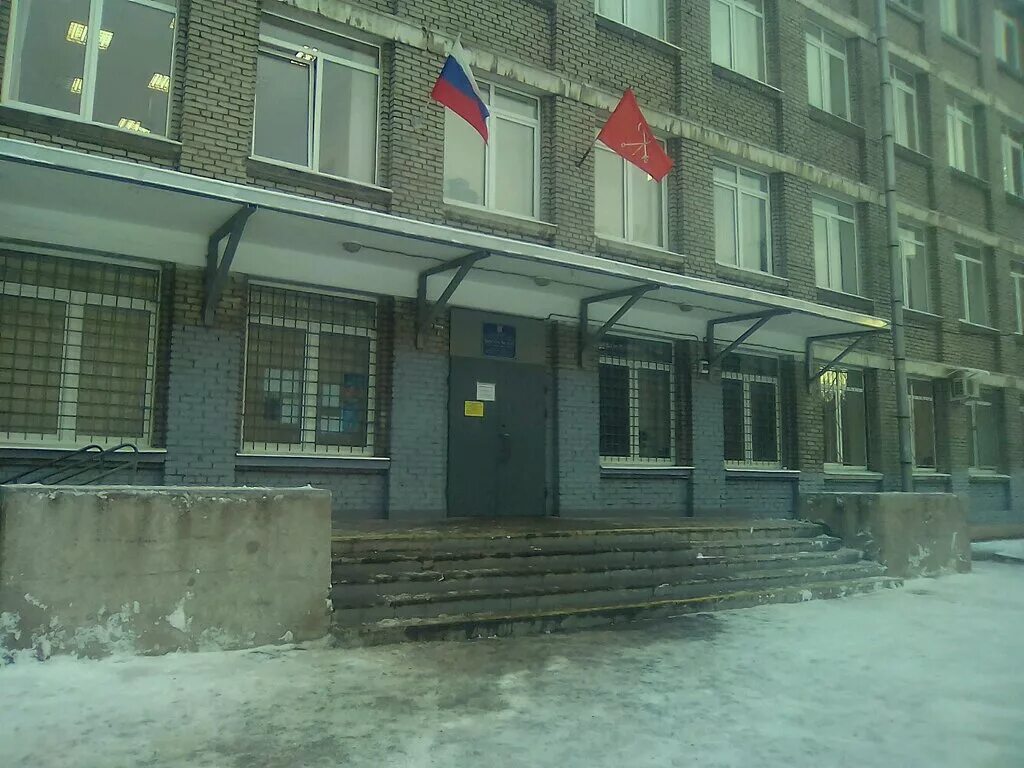 Школа 497 спб. 497 школа санкт. Школа на октябрьской набережной. Школа 338 санкт-петербург. Спецшкола номер 2 в спб.