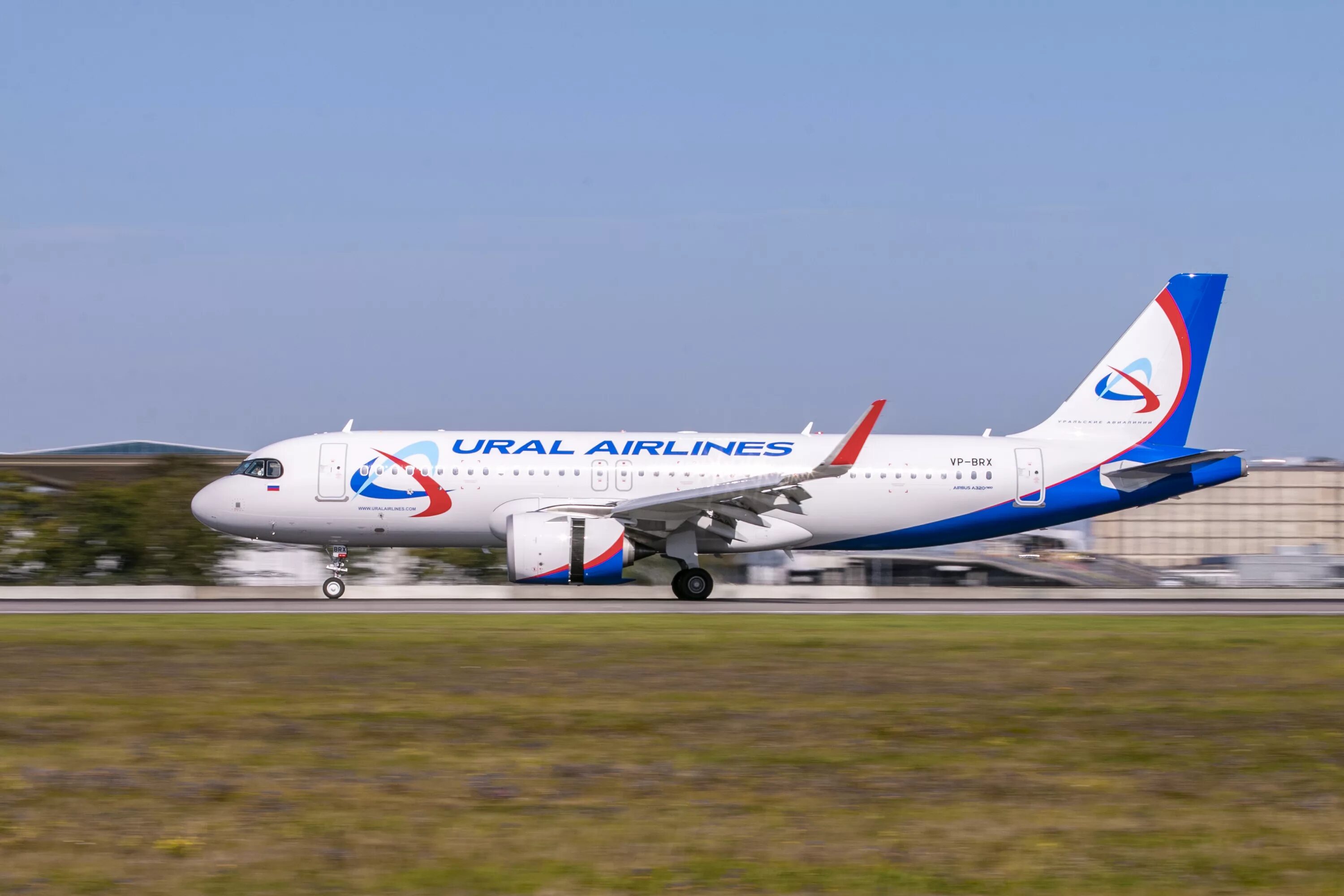 A320 уральские. Аэробус а320 нео уральские авиалинии. аэробус а321 уральские авиалинии. a321neo уральские авиалинии. а321 нео уральские авиалинии.