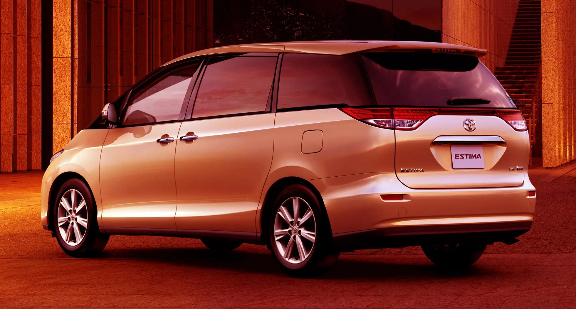 Показать тойота эстима. Toyota estima iii. Toyota estima 2000-2005 диски. Toyota estima hybrid 2018. Toyota estima 10 hybrid.