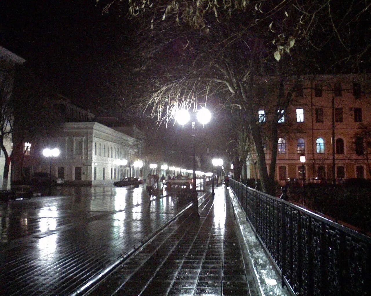 Городские камеры оренбург. Улица Советская Оренбург. Оренбург ночью. Ночной Оренбург Советская. Советская Оренбург зимой.