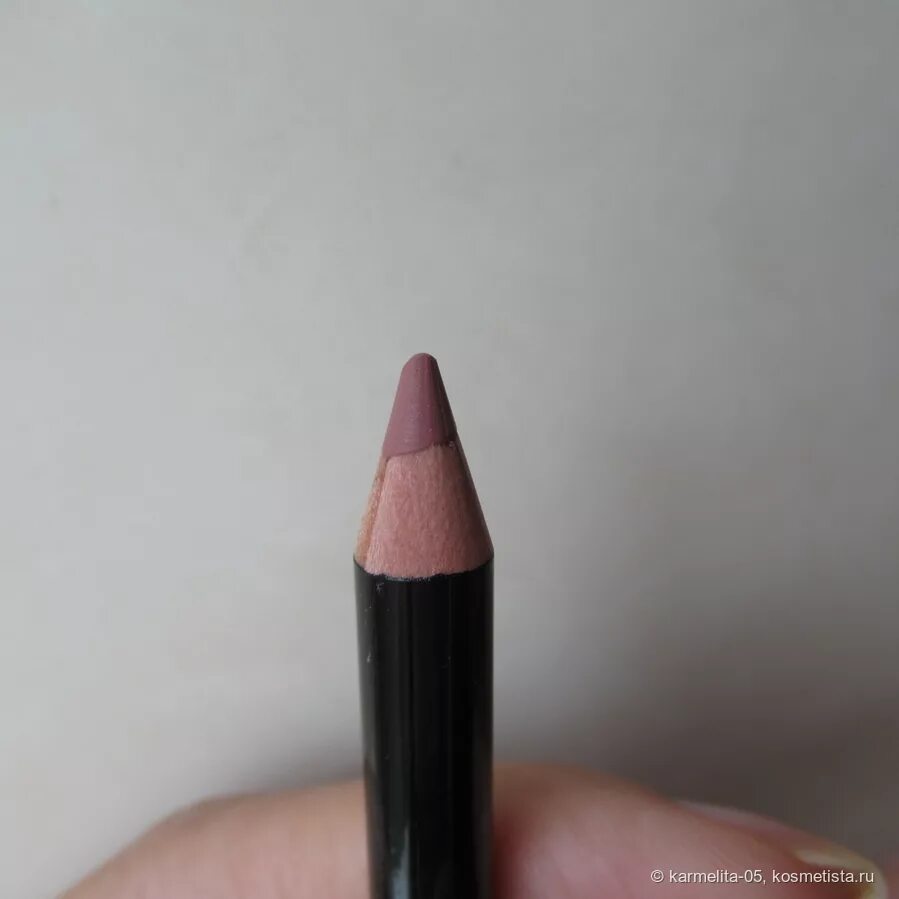 Pale mauve bobbi. Bobbi brown pale mauve карандаш. bobbi brown карандаш для губ pale mauve.