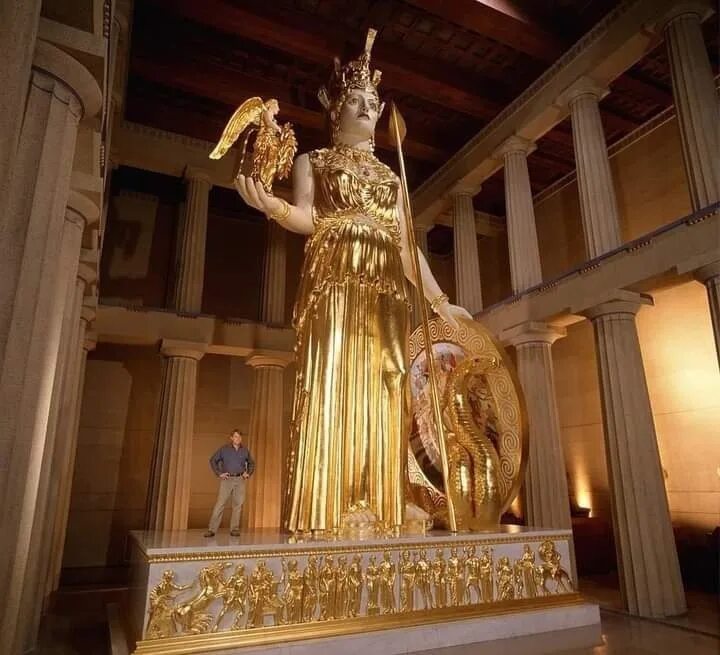 Богини внутри. Божественный свет в человеке. Статуя афины парфенос. Богини внутри. Храмы и статуи афины.