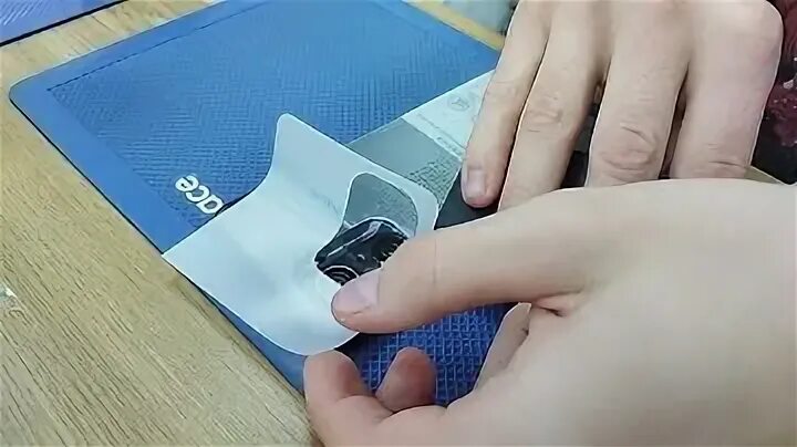 Как клеить матовую пленку