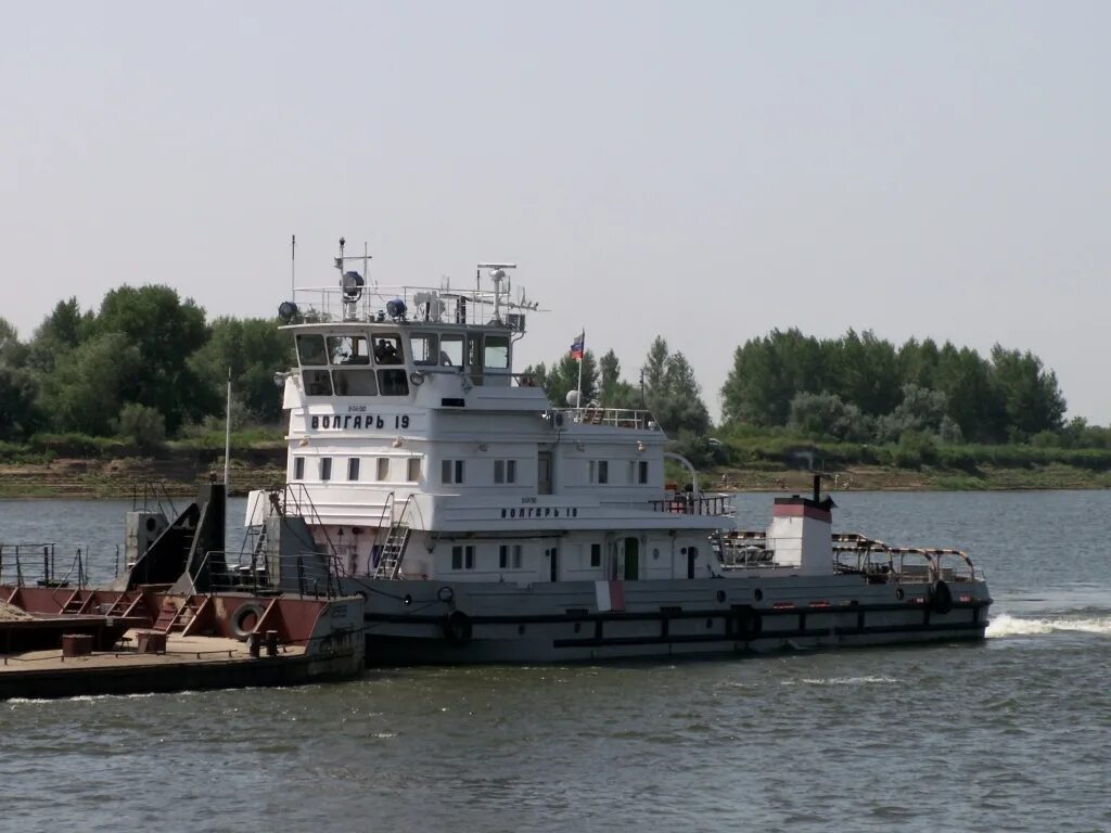 Волгарь 19. Волгарь 19. Фк волгарь астрахань. Волгарь 19 судно. Астраханский волгарь.