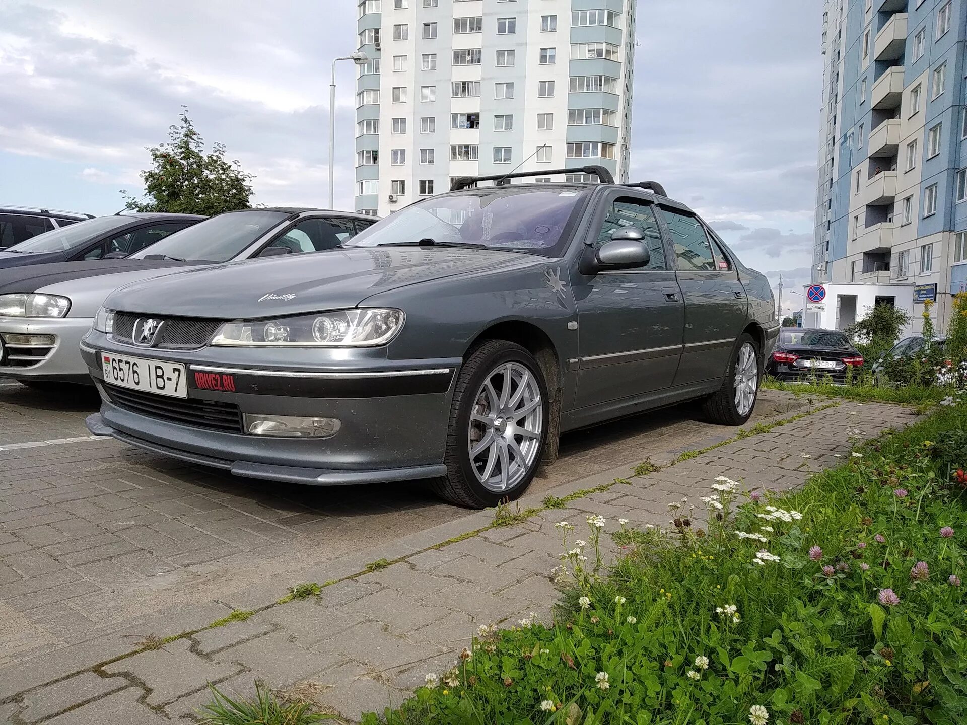 Peugeot 406 r17. Пежо 406 на 17 дисках. Пежо 406 r17. Peugeot 406 диски. Купить диски на пежо 406