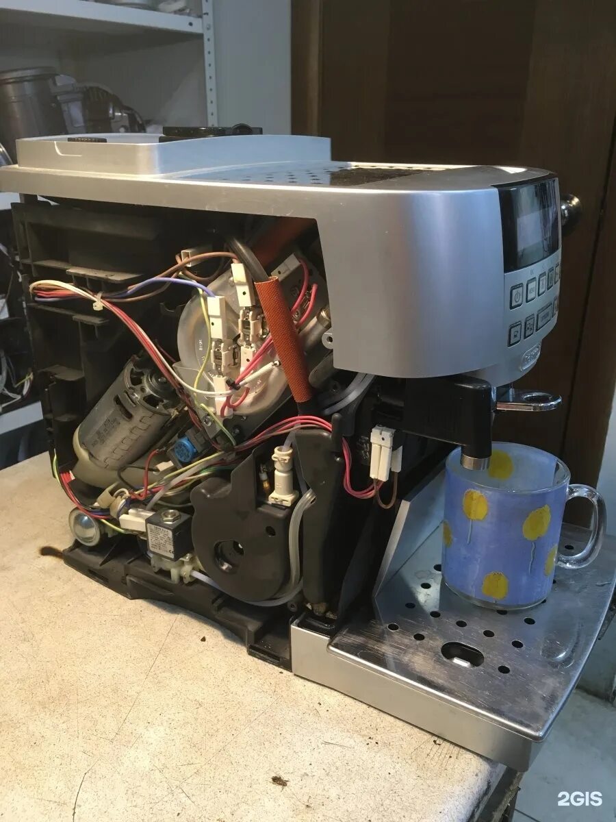 Ремонт видеотехники в туле. Робот чинит процессоров. Тройка сервис тула. Тула улица болдина 99 тройка-сервис на карте. Болдина 99 тула тройка.