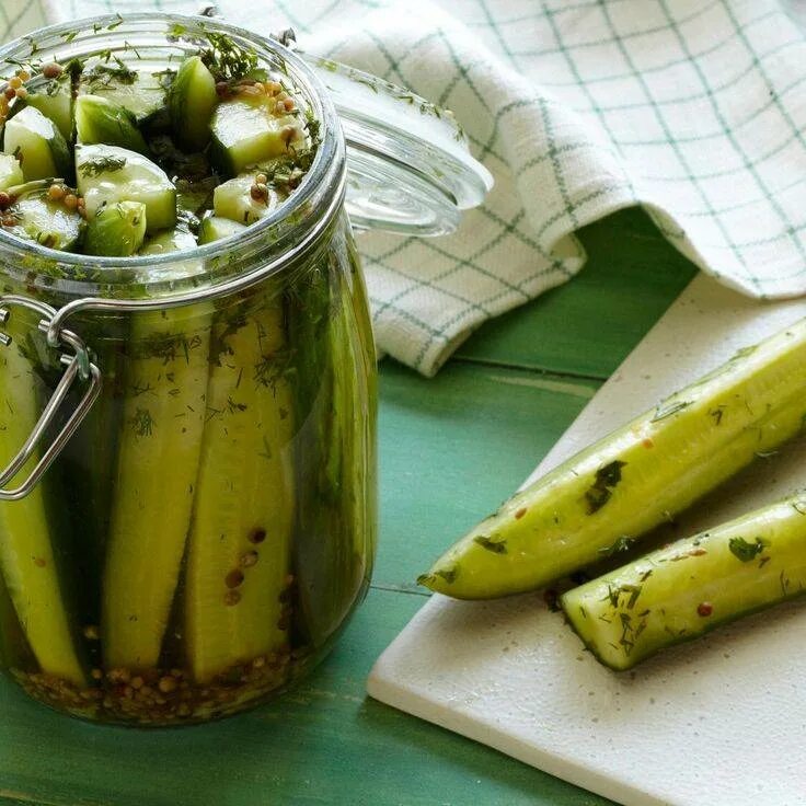 Вкусный рецепт огурцов с горчицей на зиму. Огурцы с семенами горчицы. огурцы в горчичном соусе. огурцы с горчицей на зиму.