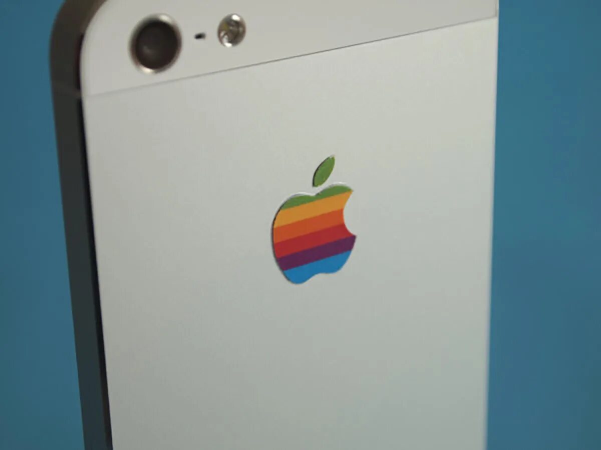 7 famous logos that pass the silhouette test Creative bloq, Logo silhouette, Des