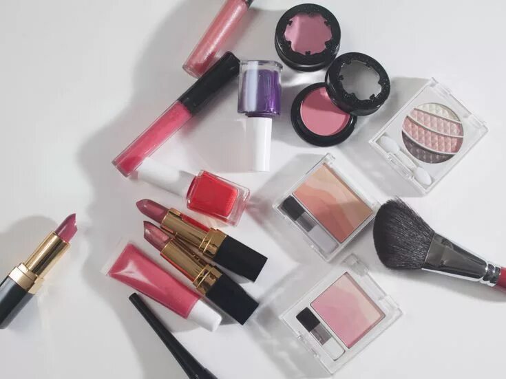 Косметика которой не будет. Дешевая косметика. Косметика которой не будет. Cosmetics in english. Косметика картинки.