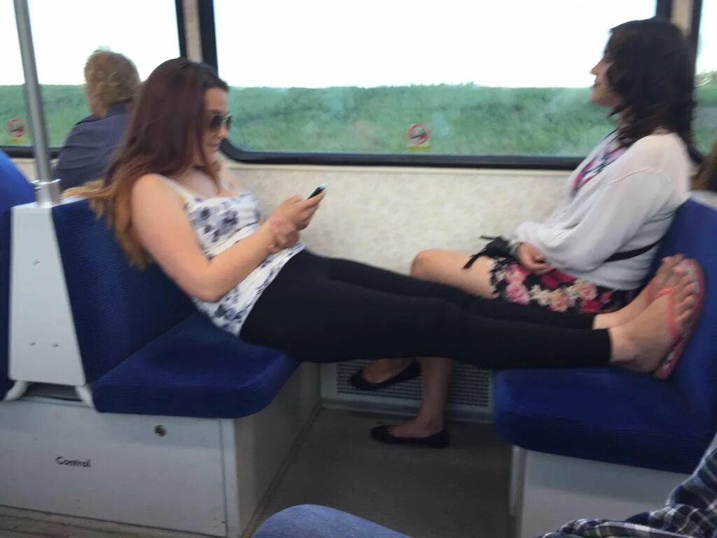 Bus foot