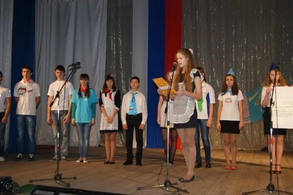 Какая погода сегодня в меркуловском. Меркуловская школа. Какая погода сегодня в меркуловском. Хутор меркуловский школа. Станица меркуловская.