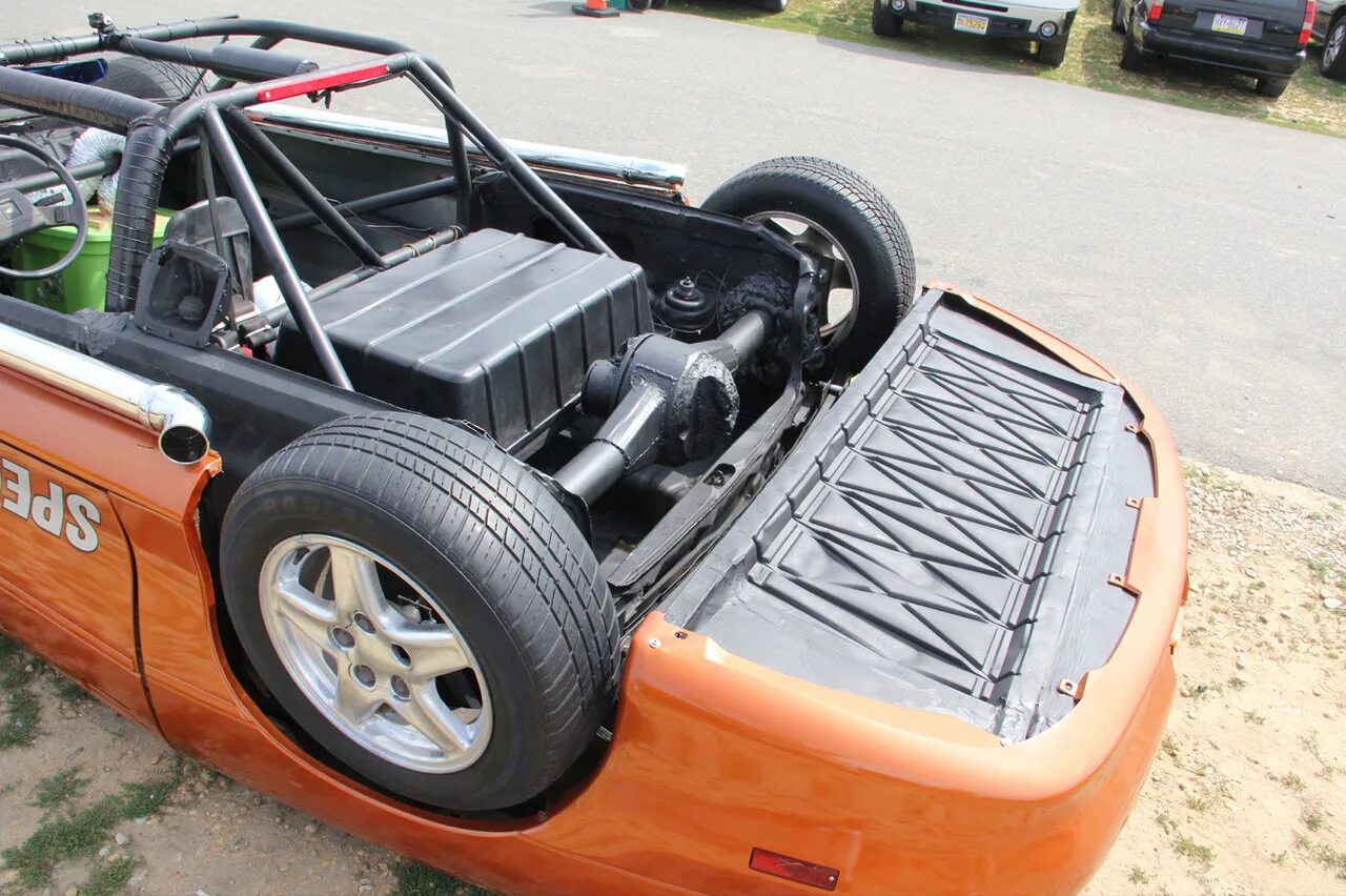 Изделия своими руками. Машина из монтажной пены. Веломобиль ламборджини. Самодельные машины. Самодельные автомобили.