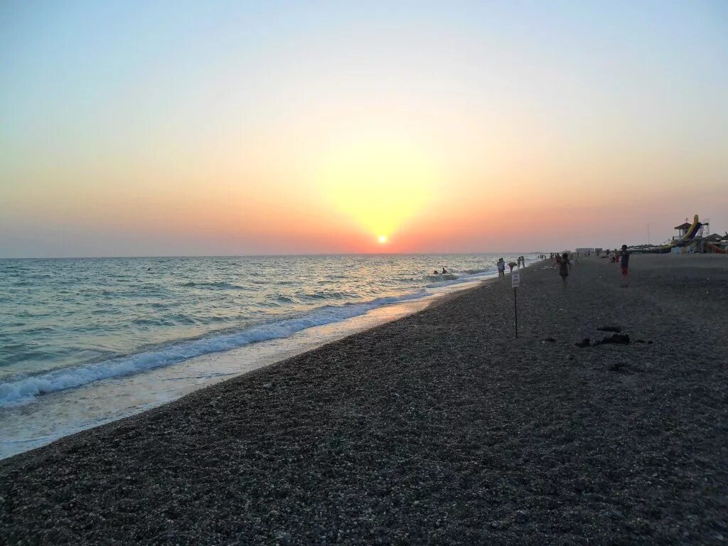 Саки берег моря. Саки крым. Саки берег моря. Поселок новофедоровка крым. Саки крым море.