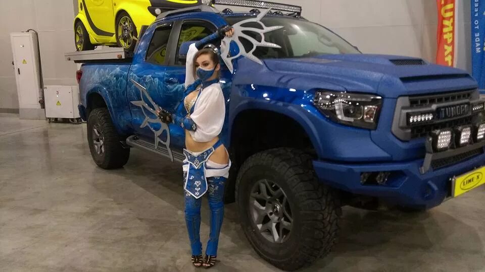 Pajero 4 раптор серебристый. Kia rio x-line 2019. шевроле тахо камуфляж. Mitsubishi l200 camo by line-x line-x. покрытие x-line защитный.