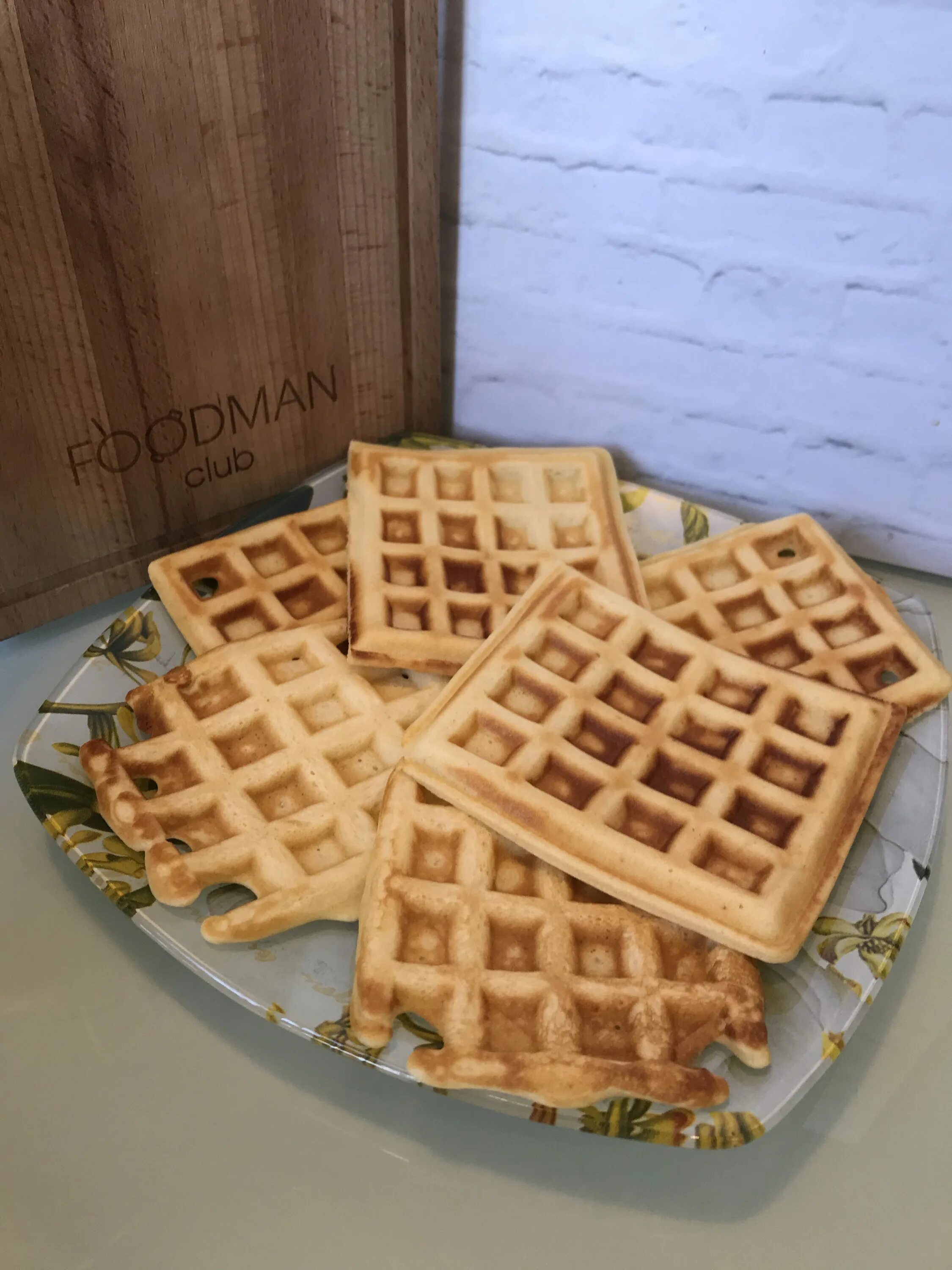 Вафли криспи. Вафли видео. Венские вафли домашние. Венские вафли творожные. Бельгийские вафли в бельгии.