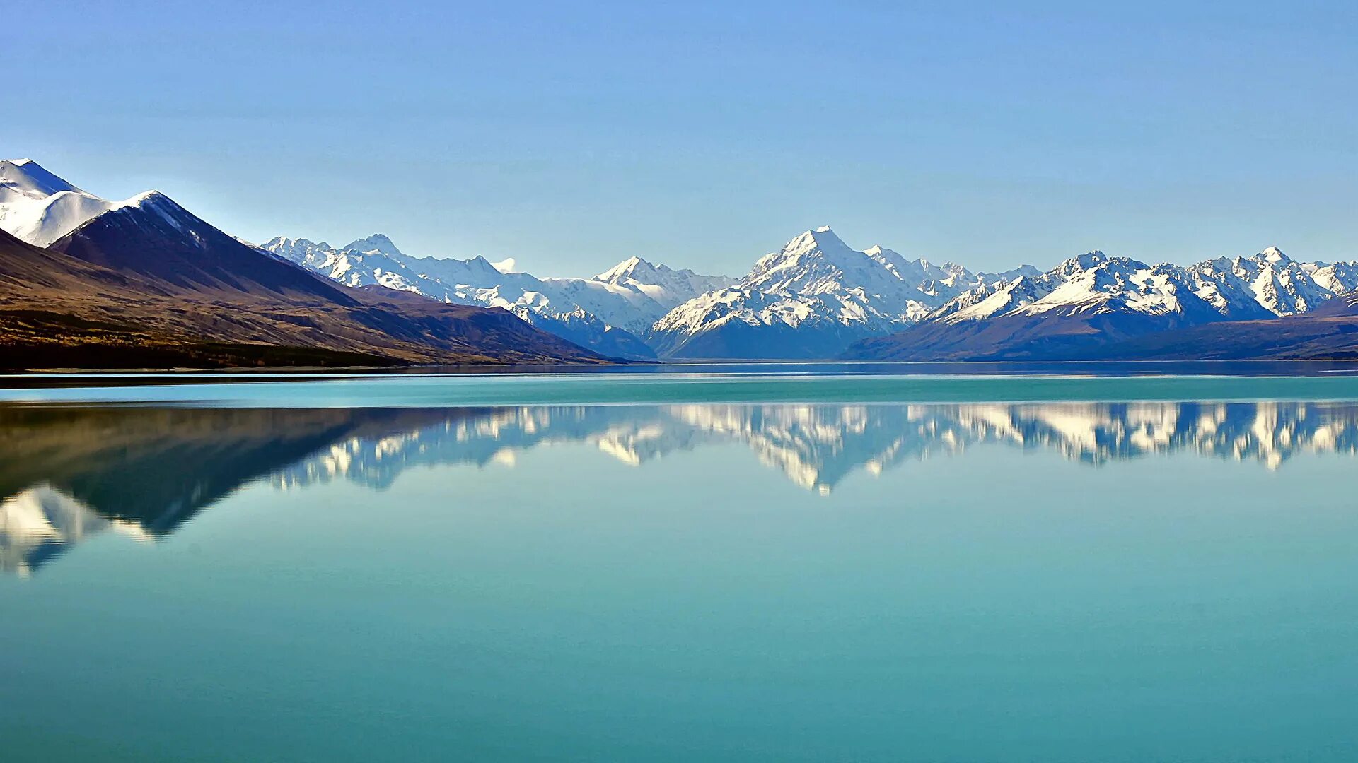 Обои качества 1080. Озеро Хавеа новая Зеландия. Кучерлинское озеро Алтай. Ала Куль Киргизия. Море и горы.
