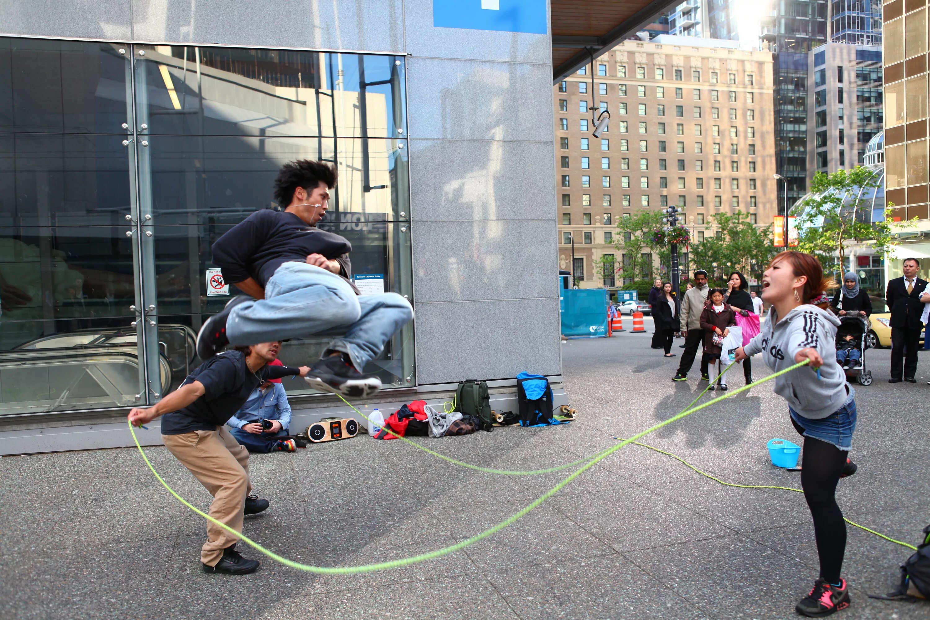 Double performance. Double dutch. double dutch game. robin double dutch switch. double dutch google.