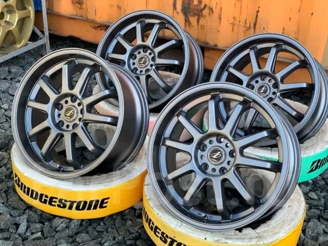 Резина на диск 8. 5/114,3 r18 mazda. 8 j диски. Вылет диска j7. Диск pdw r18 j8.