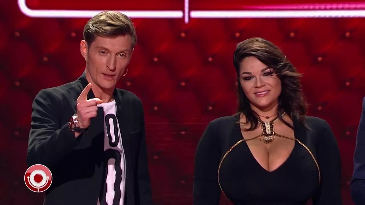 11. Эрих краузе камеди. Харламов россия батрутдинов америка. Если бы страны были женщинами камеди клаб. Встреча стран камеди клаб смотреть.