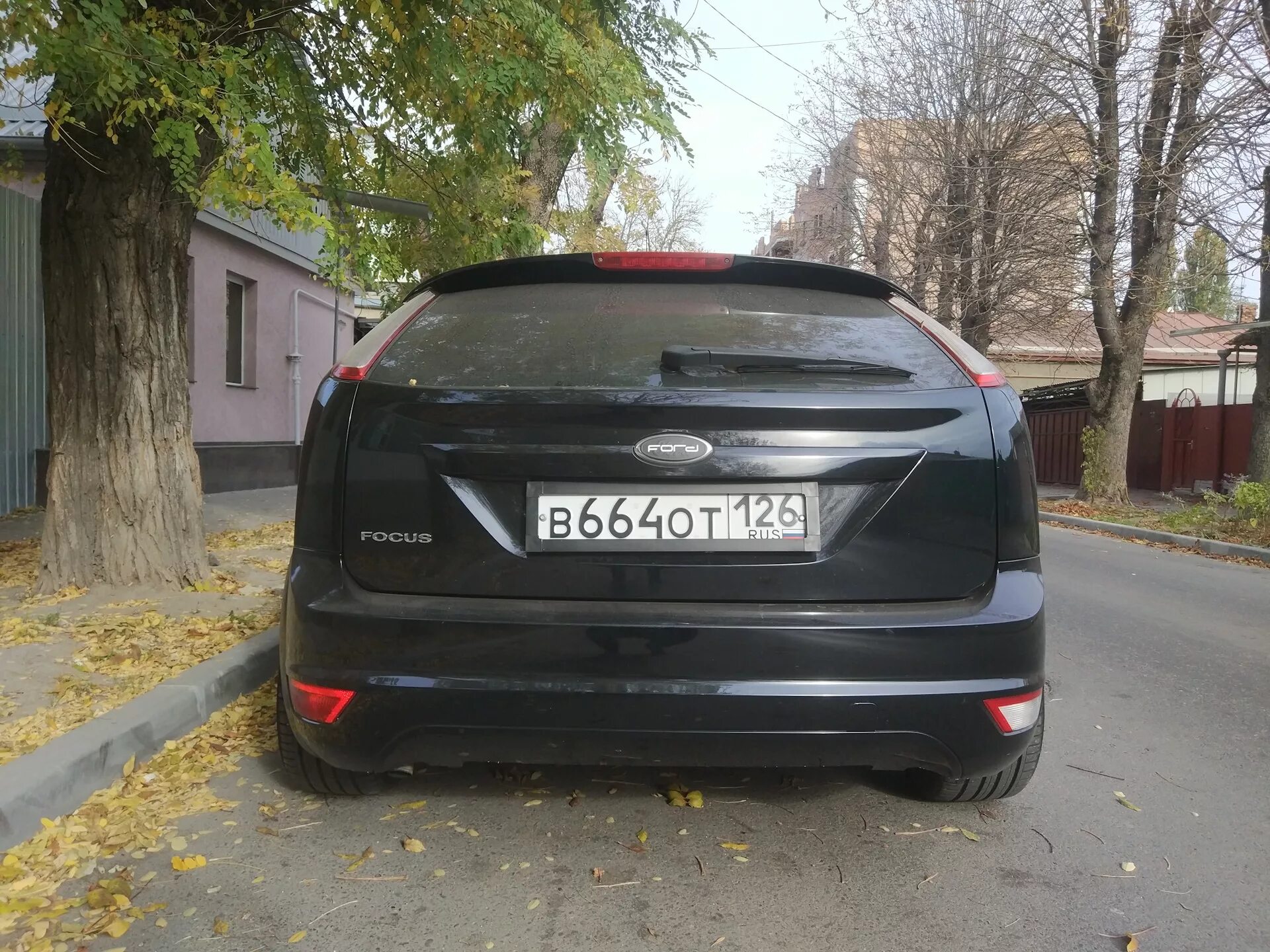 Фонарь заднего хода форд фокус 2. Ford focus 2 хэтчбек сзади. задний ход форд фокус 2 дорестайлинг. форд фокус 2 сзади рестайл. задний ход форд фокус 2 хэтчбек.