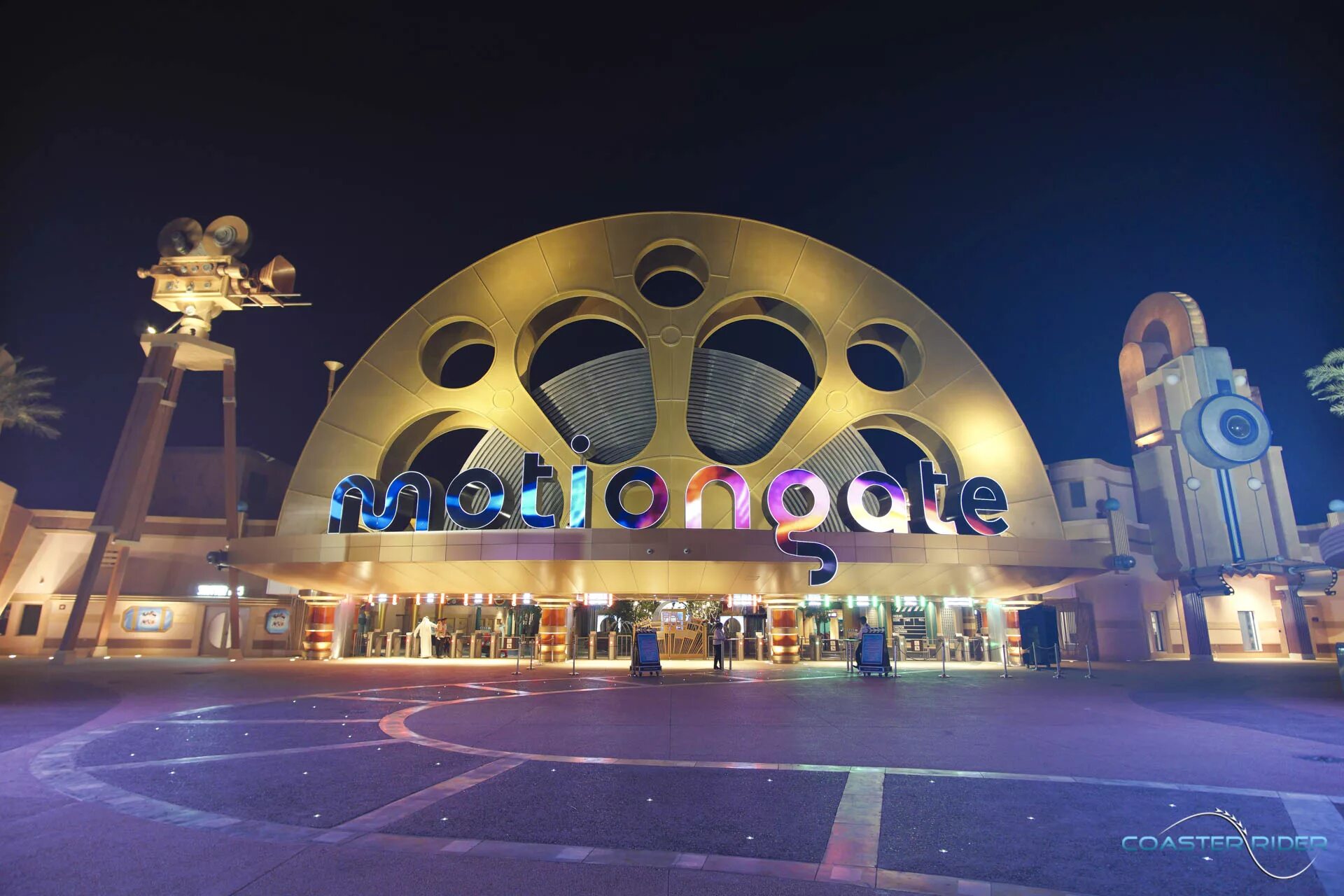 Motion gate в дубае. Моушен гейт дубай аттракционы. Дубай парк аттракционов motiongate. Дубай парк аттракционов motiongate. Моушен гейт парк в дубае.
