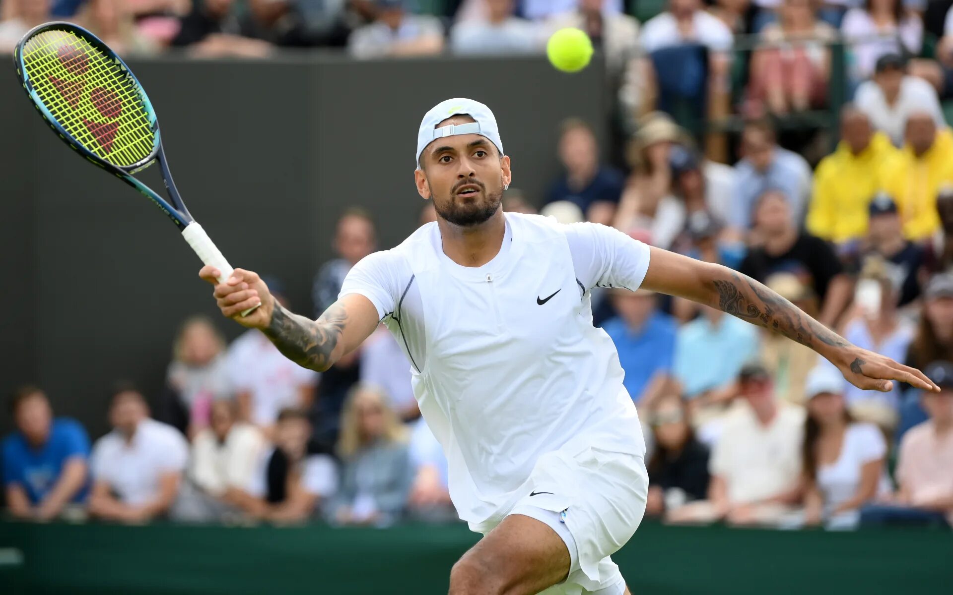 Теннис 29 февраля 2024. Кирьос теннисист. Ник Кирьос теннис. Nick Kyrgios Wimbledon. Циципас Уимблдон.