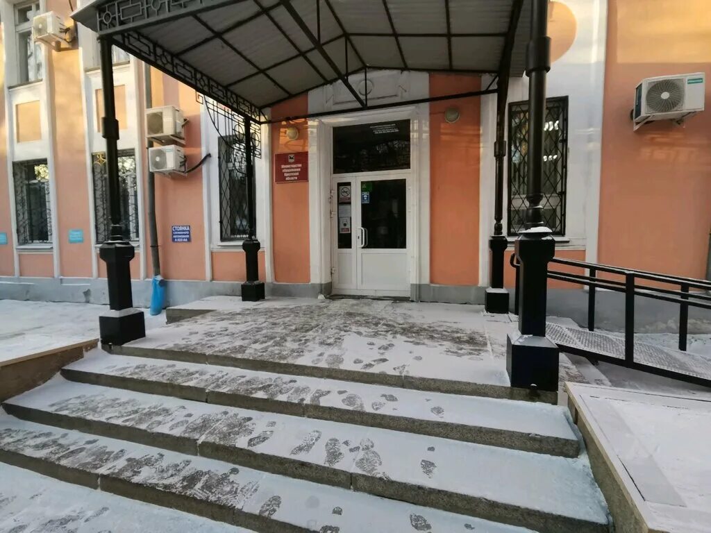 Гостиница дом европы иркутск. Российская 21 иркутск. Фридриха энгельса 21 иркутск. Усадьба шастиных иркутск. Гостиница европа иркутск архитектура.