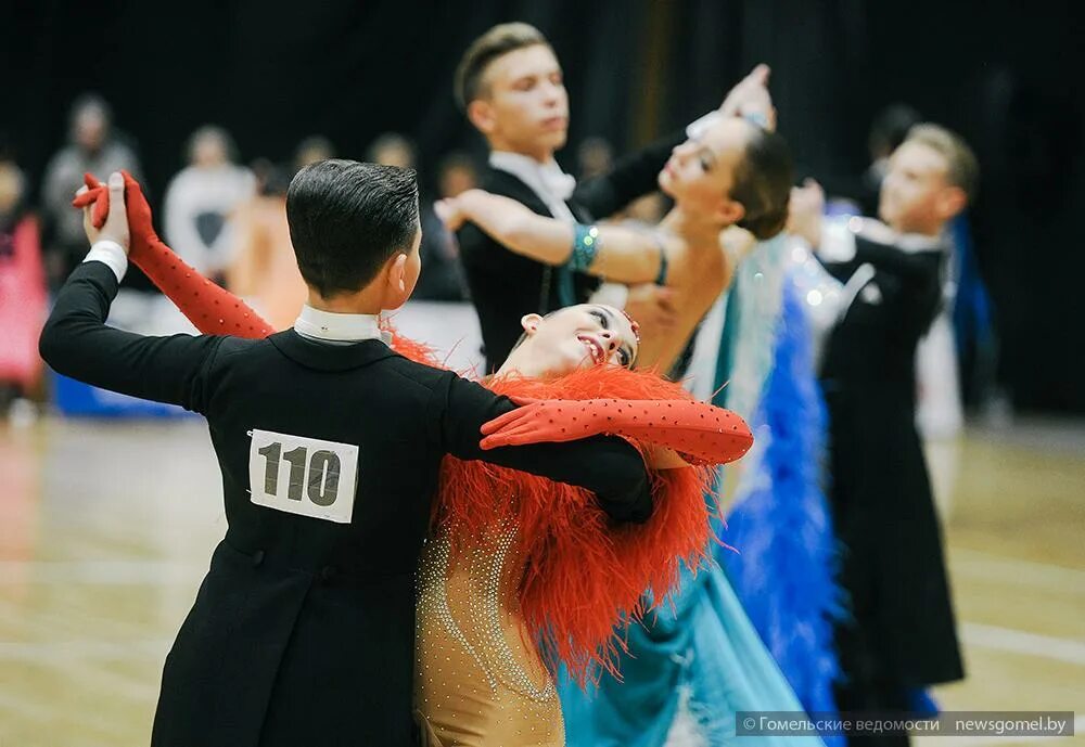 спортивно бальные танцы магазины. спорт танцы. платье для мальчика спортивно бальные танцы. полина дубейко бальные танцы. спортивные бальные танцы джайв.