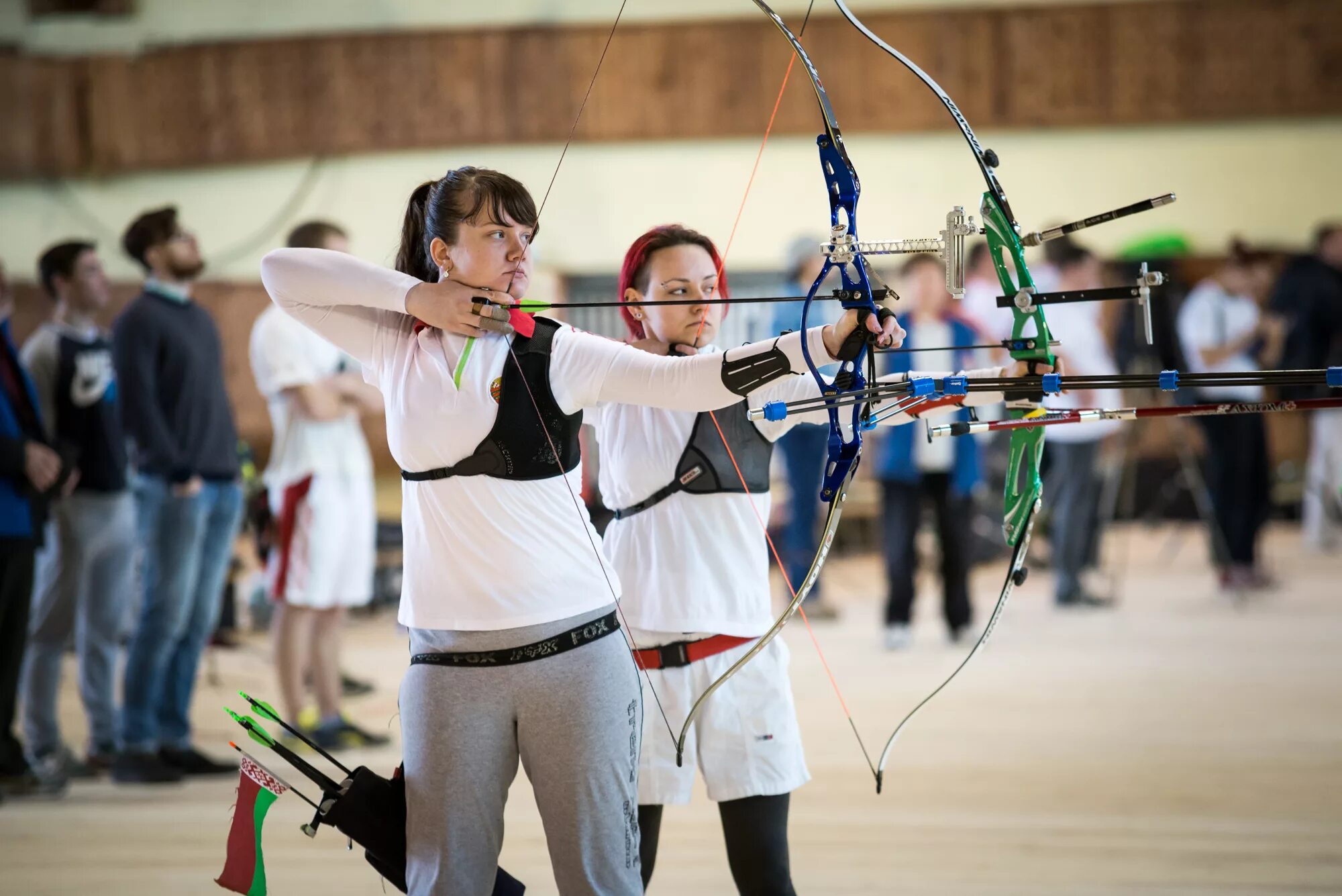 Лук для стрельбы. Archery. Archery. Джо гиббс лучник. Лучный тир арчери таг.